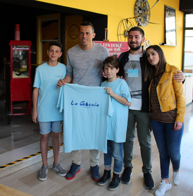 CBCF968E 35C1 4AEA B362 6B665CAF52D7